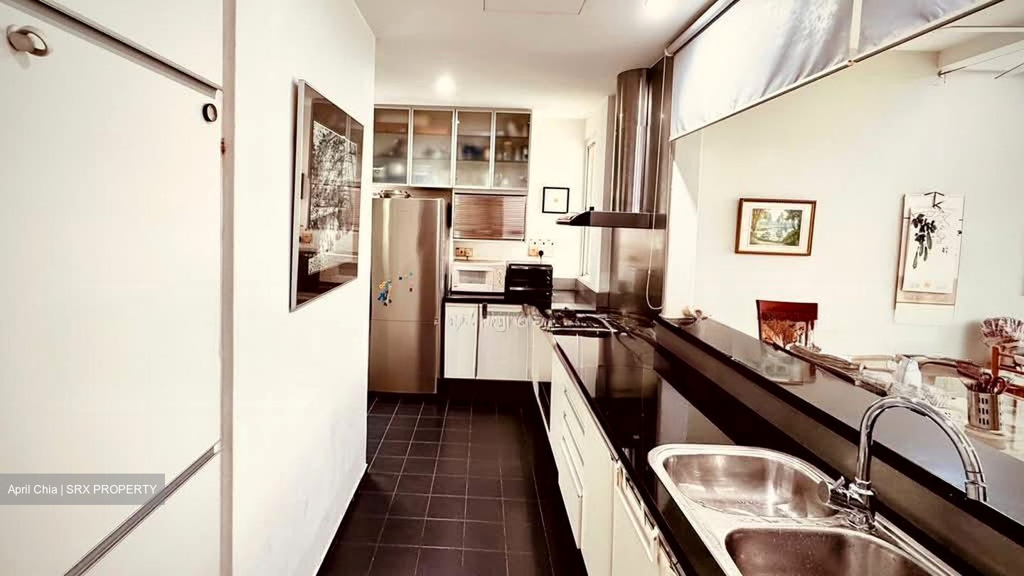 Country Park Condominium (D16), Condominium #561733341